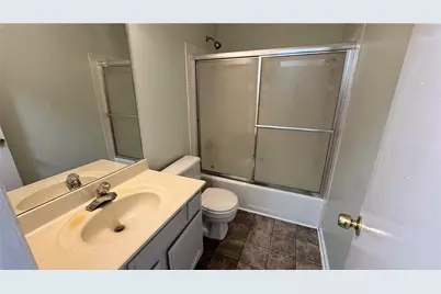 2151 Cresentview Dr, Lawrenceville, GA 30044 - Photo 12