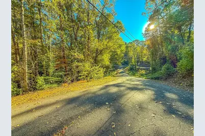 9369 Sherwood Court, Toccoa, GA 30577 - Photo 6