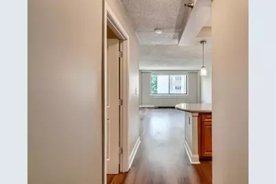 2479 Peachtree Road NE #412, Atlanta, GA 30305 - Photo 2