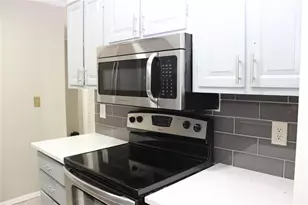 105 Glen Acres Ct, Decatur, GA 30035 - Photo 10