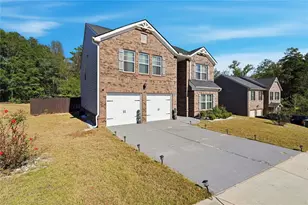 55 Twin Lakes Dr, Covington, GA 30016 - Photo 2