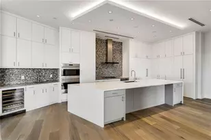 3376 Peachtree Rd NE, Atlanta, GA 30326 - Photo 10