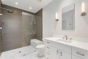 3376 Peachtree Rd NE, Atlanta, GA 30326 - Photo 34