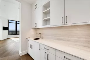 3376 Peachtree Rd NE, Atlanta, GA 30326 - Photo 22