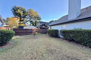 1255 Avalon Dr, Lawrenceville, GA 30044 - Photo 18