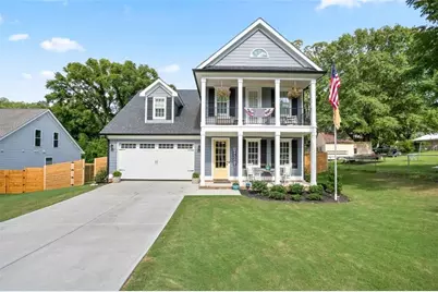 146 Middle Street, Senoia, GA 30276 - Photo 1