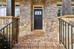 2628 Dogwood Terrace NE, Brookhaven, GA 30319 - Photo 2