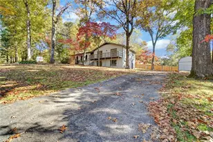 5384 Blackhawk Dr, Acworth, GA 30102 - Photo 4