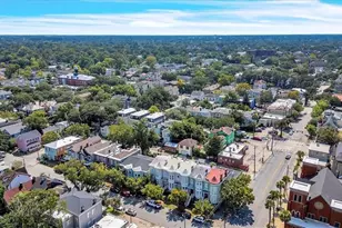 209 E Duffy St, Savannah, GA 31401 - Photo 2