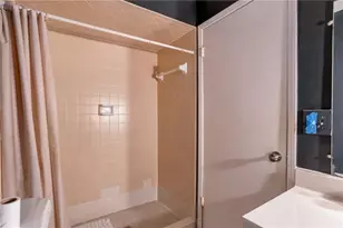 2004 Poplar Falls Rd, Lithonia, GA 30058 - Photo 12