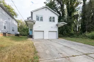 2027 Lois Pl NW, Atlanta, GA 30318 - Photo 2