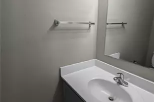 905 S Indian Creek Dr, Stone Mountain, GA 30083 - Photo 12