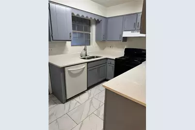 498 Prince Of Wales, Stone Mountain, GA 30083 - Photo 10