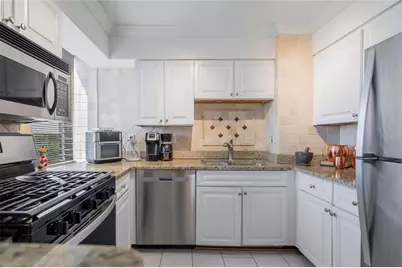 2479 Peachtree Street NE #1414, Atlanta, GA 30305 - Photo 10