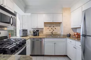 2479 Peachtree Street NE, Atlanta, GA 30305 - Photo 10