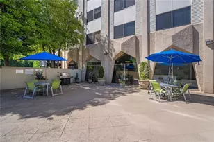 2479 Peachtree Street NE, Atlanta, GA 30305 - Photo 48