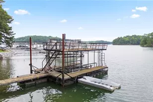 6381 Lakeview Dr, Buford, GA 30518 - Photo 38