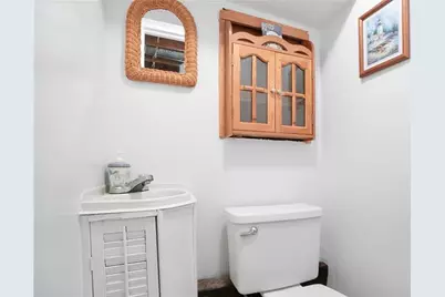 6381 Lakeview Drive, Buford, GA 30518 - Photo 32