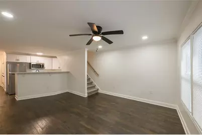 2027 Lois Place NW #Unit B, Atlanta, GA 30318 - Photo 4