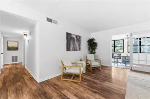 73 Montre Square, Atlanta, GA 30327 - Photo 12