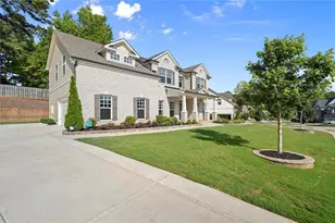 1620 Brook Ivy Dr, Lawrenceville, GA 30044 - Photo 4