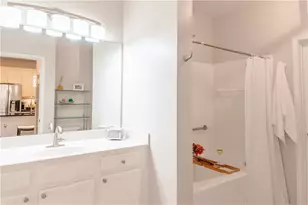 3040 Peachtree Rd NW, Atlanta, GA 30305 - Photo 6