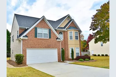 2015 Lisa Springs Drive SW, Snellville, GA 30078 - Photo 2