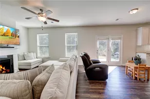 404 McGinnis Cir, Calhoun, GA 30701 - Photo 6