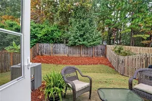 2710 Laurel Gate Ln, Cumming, GA 30040 - Photo 6