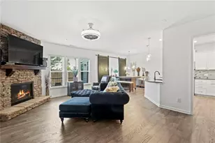 221 Ellis Ln, Woodstock, GA 30189 - Photo 6