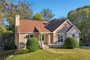 777 College St, Carrollton, GA 30117 - Photo 2