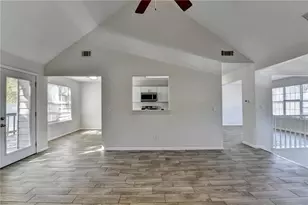 510 Saint James Ct, Lawrenceville, GA 30044 - Photo 8