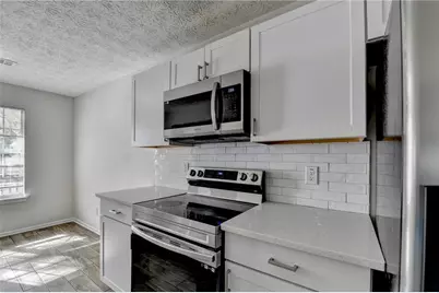 510 Saint James Court, Lawrenceville, GA 30044 - Photo 16