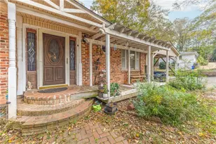 1454 Longview Dr, Gainesville, GA 30501 - Photo 6