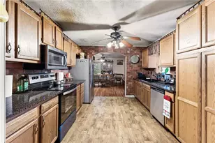 1454 Longview Dr, Gainesville, GA 30501 - Photo 12