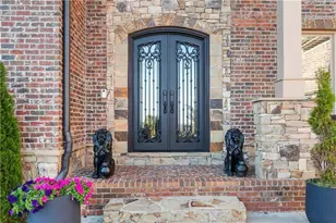 2711 Wildflower Way, Hoschton, GA 30548 - Photo 4