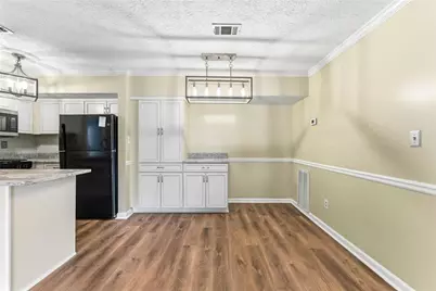 2043 Brian Way, Decatur, GA 30033 - Photo 6