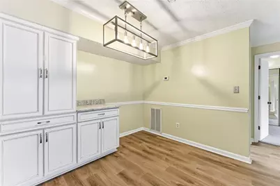 2043 Brian Way, Decatur, GA 30033 - Photo 8