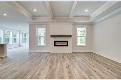 5516 Tullis Drive, Gainesville, GA 30507 - Photo 8