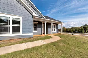 482 North Point Cir, Hartwell, GA 30643 - Photo 2