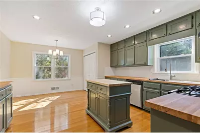 684 Oak Moss Drive, Lawrenceville, GA 30043 - Photo 10