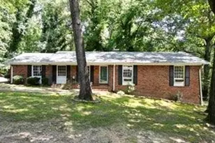 206 Hammond Dr, Summerville, GA 30747 - Photo 2