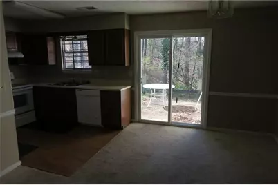 1090 Huntington Trace SE, Smyrna, GA 30082 - Photo 6