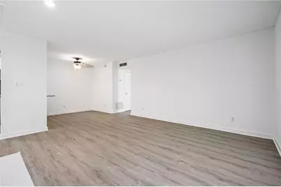 102 River Run Drive, Atlanta, GA 30350 - Photo 18