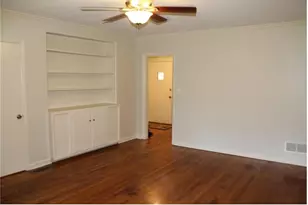 438 Carriage Dr, Atlanta, GA 30328 - Photo 10