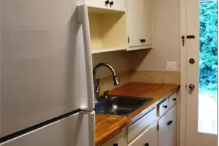 438 Carriage Dr, Atlanta, GA 30328 - Photo 6