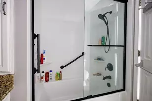 2615 Sandy Creek Cir, Loganville, GA 30052 - Photo 34