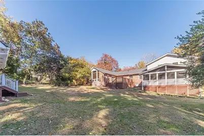 565 James Street SW, Lilburn, GA 30047 - Photo 58