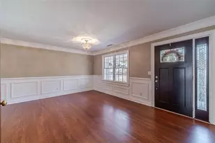 565 James St SW, Lilburn, GA 30047 - Photo 10