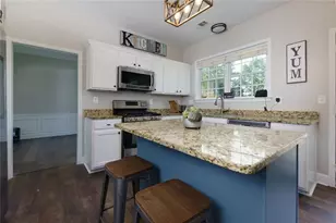 527 Keeneland Ave, Woodstock, GA 30189 - Photo 10